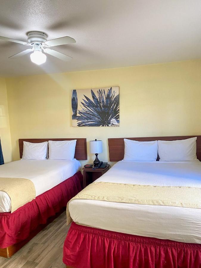 Europa Inn&Suites Desert Hot Springs Eksteriør bilde