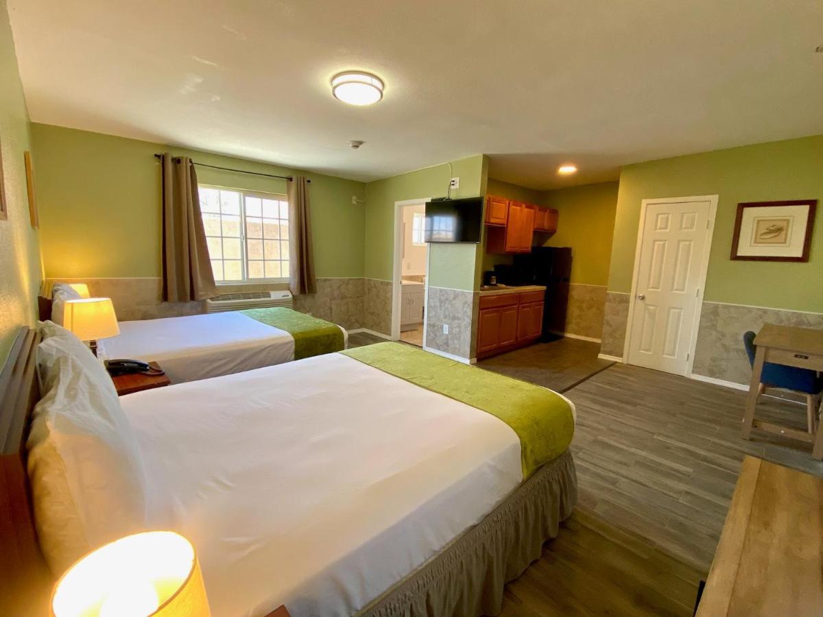 Europa Inn&Suites Desert Hot Springs Eksteriør bilde